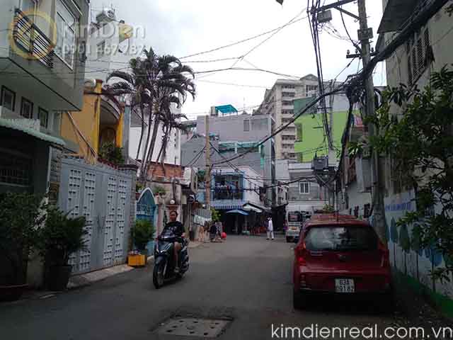 ban nha hem xe hoi duong pham viet chanh binh thanh