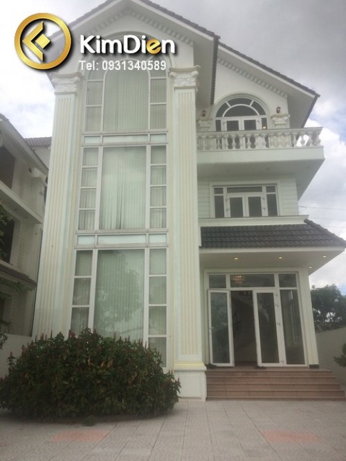VILLA FOR LEASE IN PETROLEUM DISTRICT 9