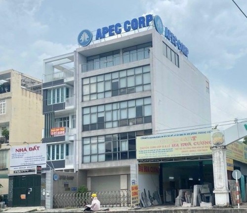 Office space building for rent on Do Xuan Hop street good price